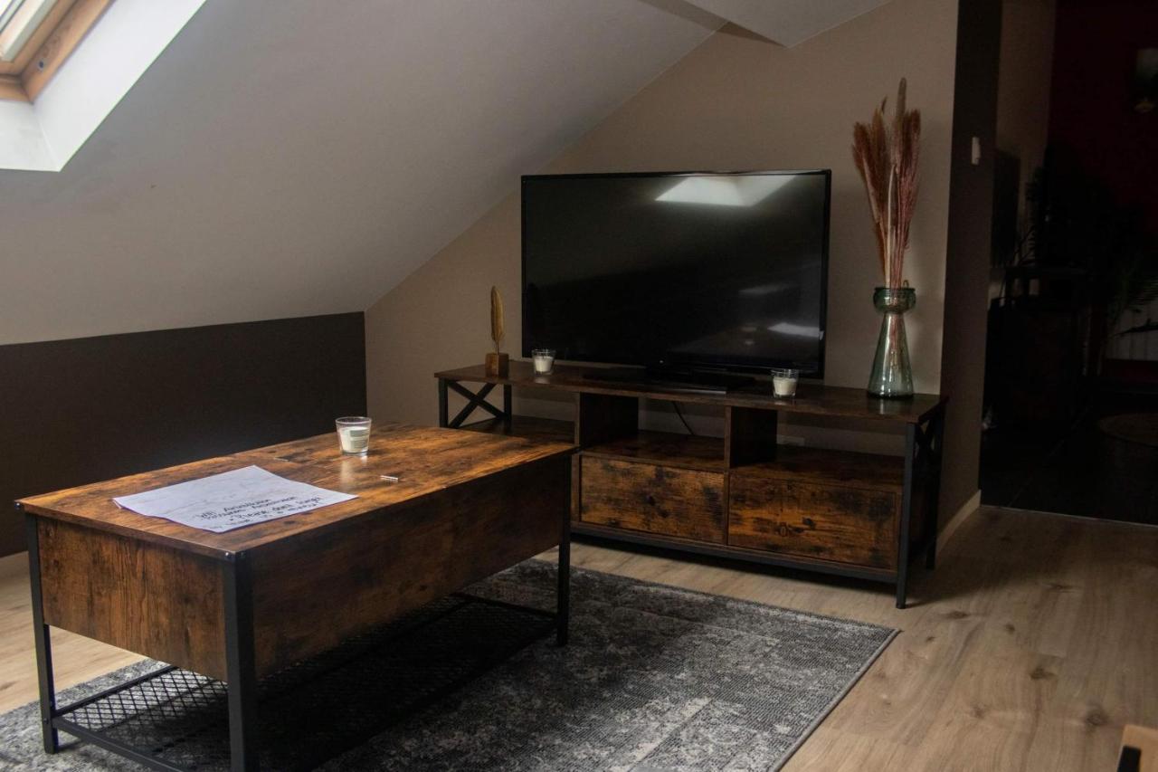 Cosy 2-Bedroom Apartment In The Center Of Hotton Exterior photo